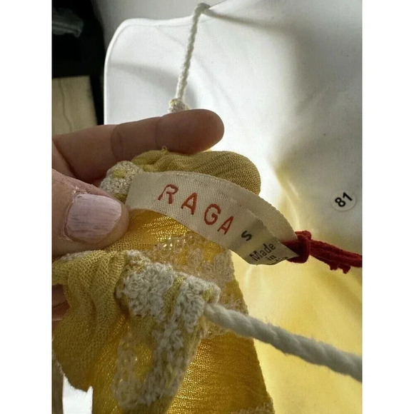 Raga Anthropologie Top Womens Small  Sleeveless Crop Ruffle Boho Embroidered - Picture 5 of 6